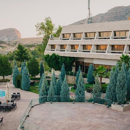 Ashur Hotel Dukhan Екстериор снимка